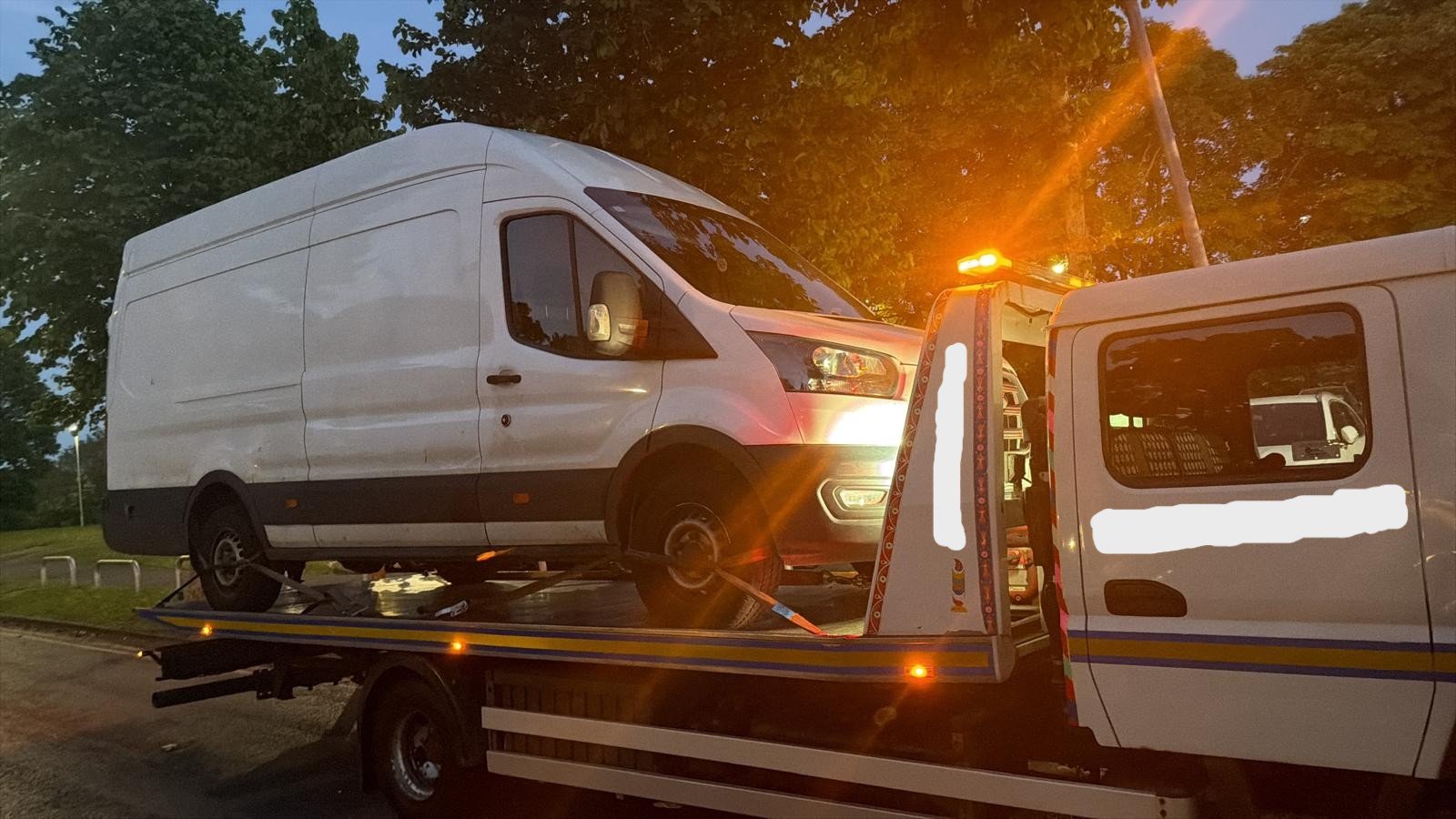 Breakdown Recovery Worsley Tow Truck at Work